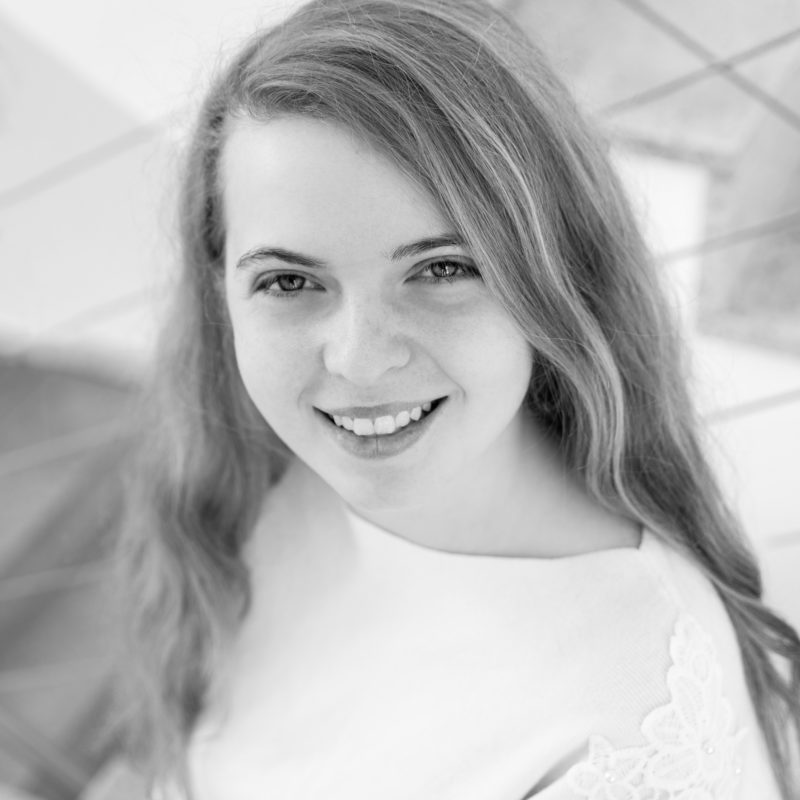 convex Veronika Vasileva